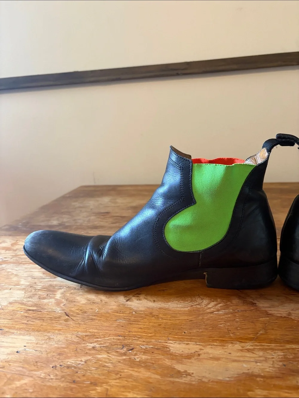 FLUEVOG MENS EXECUTOR RIGAS CHELSEA BOOTS